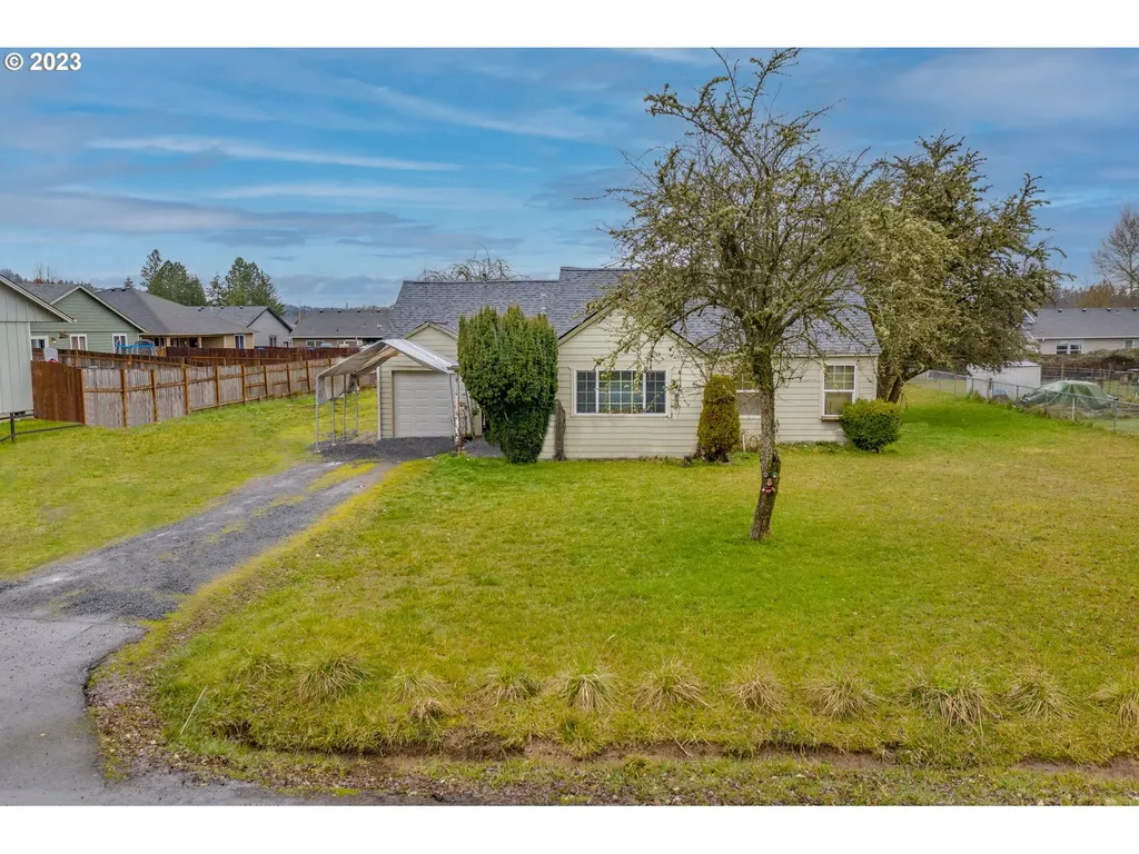 1226 47th Avenue Sweet Home OR 97386