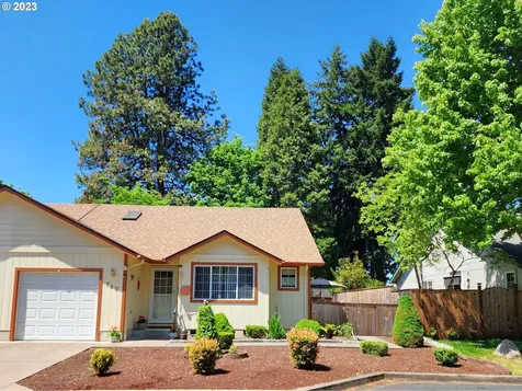 740 Red Cedar Court Eugene OR 97402