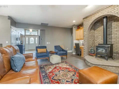 2490 NW Horizon Drive Mcminnville OR 97128