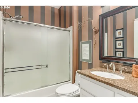 2490 NW Horizon Drive Mcminnville OR 97128