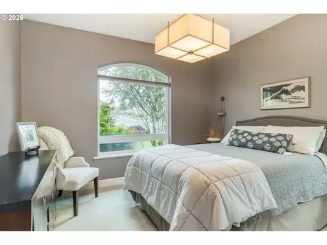 2490 NW Horizon Drive Mcminnville OR 97128