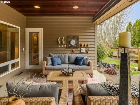 2490 NW Horizon Drive Mcminnville OR 97128