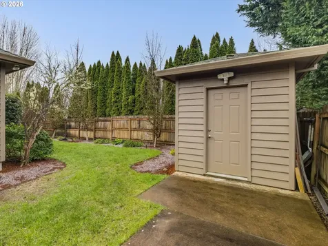 2490 NW Horizon Drive Mcminnville OR 97128