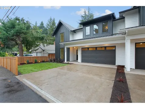 5527 Childs Road Lake Oswego OR 97035