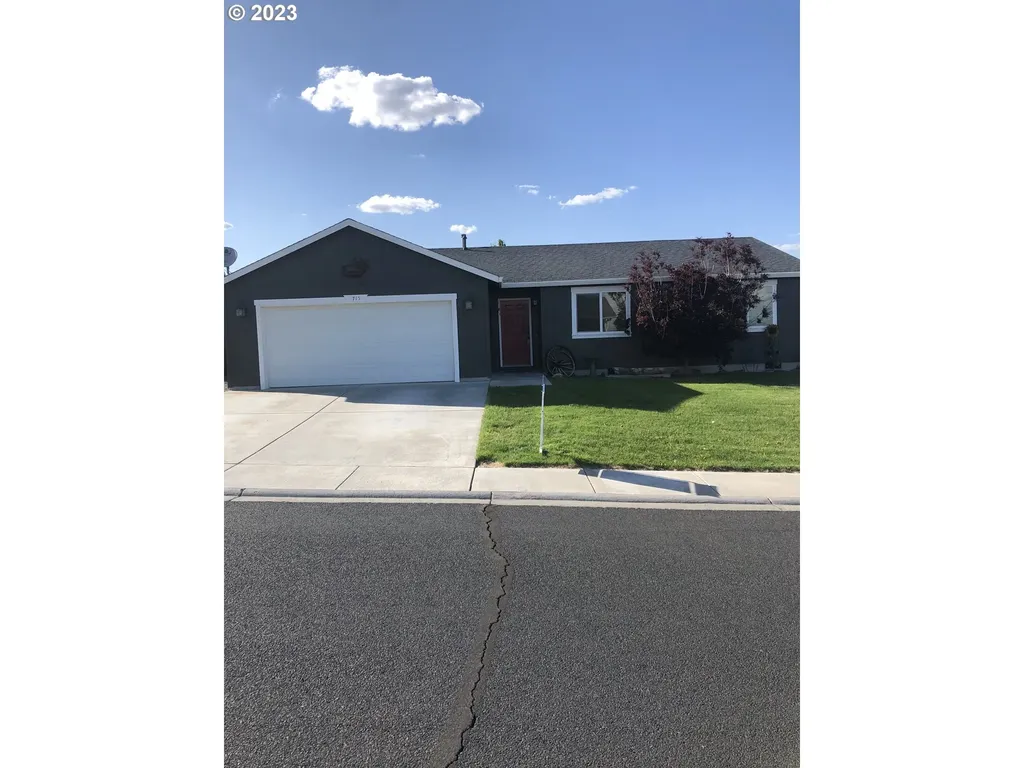 715 Mamie Street Stanfield OR 97875