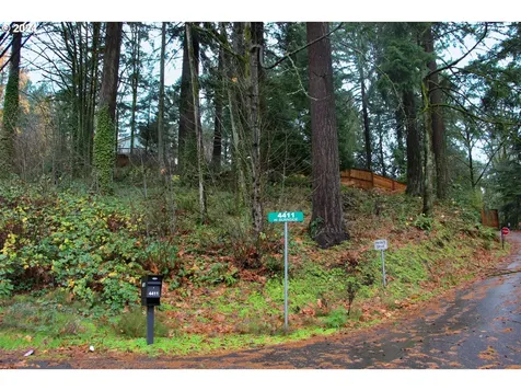 4615 W Burnside Road Portland OR 97210