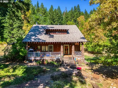 72796 Shoestring Road Cottage Grove OR 97424