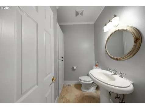 551 Lone Oak Road Longview WA 98632