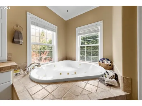 551 Lone Oak Road Longview WA 98632