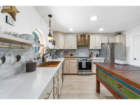 53310 Morrison Road Bandon OR 97411