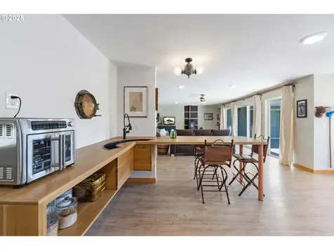 53310 Morrison Road Bandon OR 97411