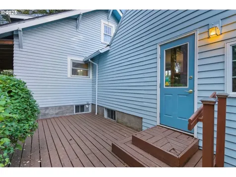8015 SW 45th Avenue Portland OR 97219