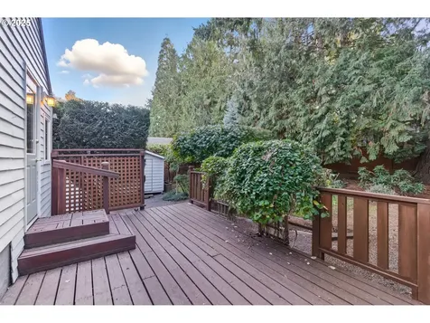 8015 SW 45th Avenue Portland OR 97219