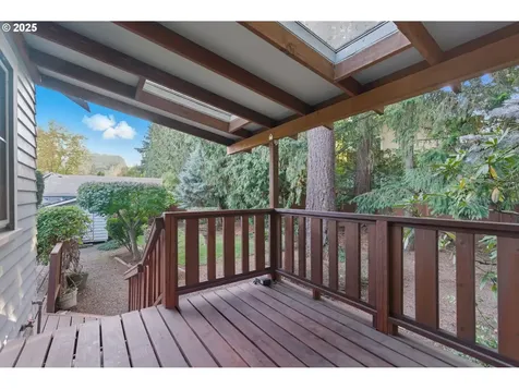 8015 SW 45th Avenue Portland OR 97219