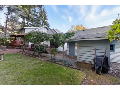 8015 SW 45th Avenue Portland OR 97219