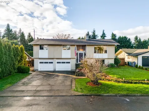 10104 NW 29th Avenue Vancouver WA 98685