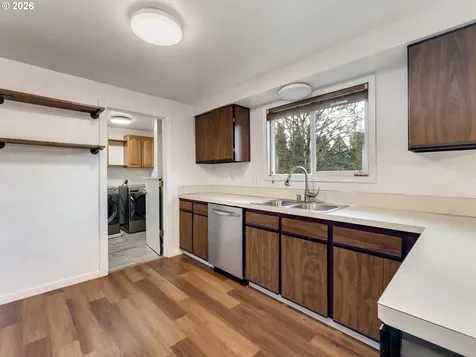 10104 NW 29th Avenue Vancouver WA 98685