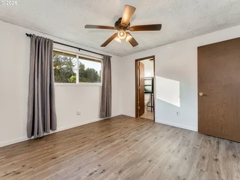 10104 NW 29th Avenue Vancouver WA 98685