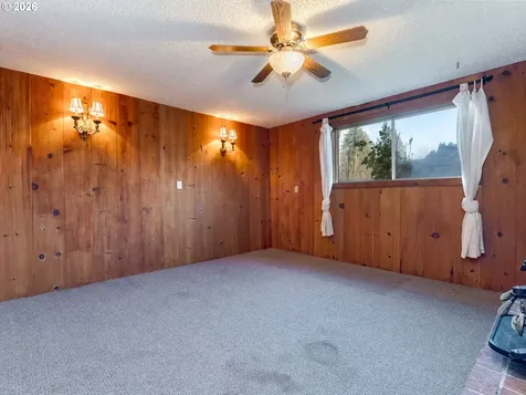 10104 NW 29th Avenue Vancouver WA 98685