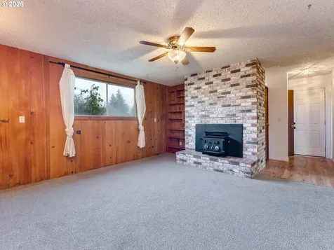 10104 NW 29th Avenue Vancouver WA 98685