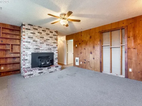 10104 NW 29th Avenue Vancouver WA 98685