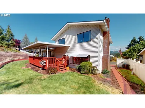 2196 Nw Andrea Street Roseburg OR 97471