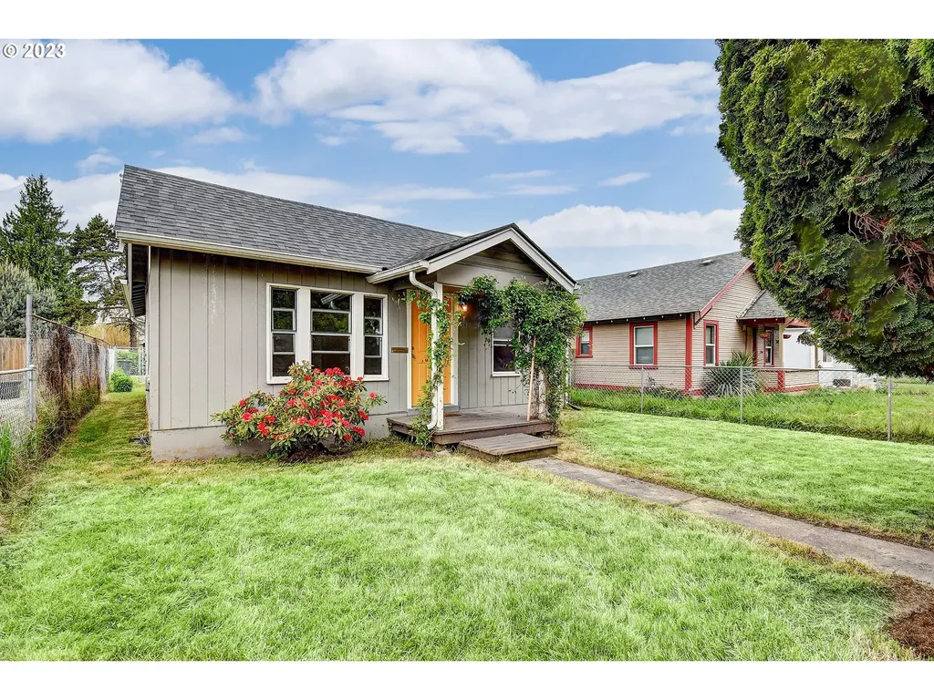 341 20th Avenue Longview WA 98632