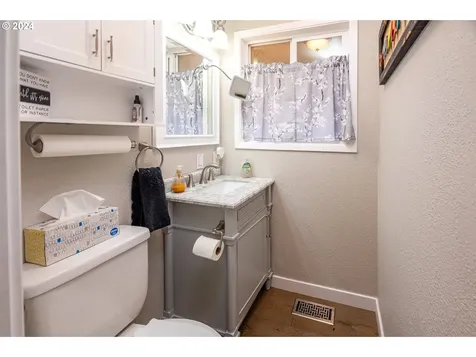 16216 Se Bel Air Drive Damascus OR 97089