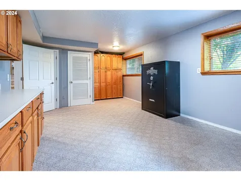 16216 Se Bel Air Drive Damascus OR 97089