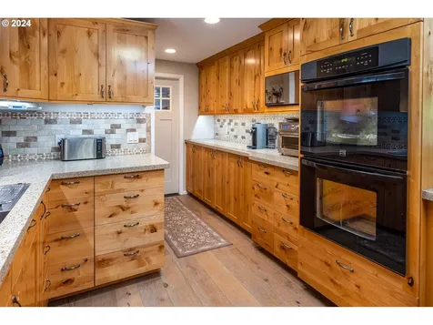 16216 Se Bel Air Drive Damascus OR 97089