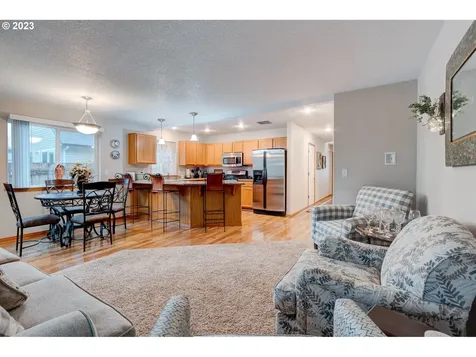 1329 N Creekside Lane Newberg OR 97132