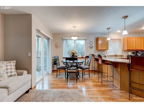 1329 N Creekside Lane Newberg OR 97132