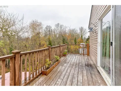1329 N Creekside Lane Newberg OR 97132