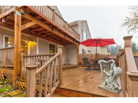 1329 N Creekside Lane Newberg OR 97132