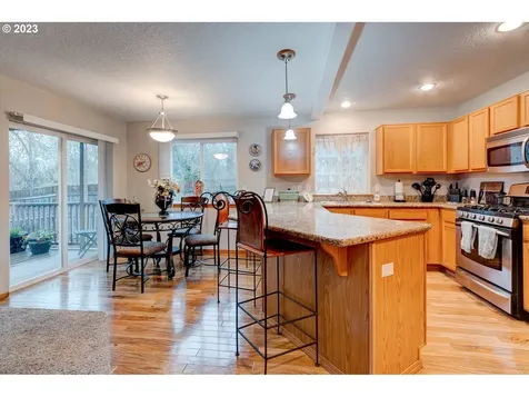 1329 N Creekside Lane Newberg OR 97132