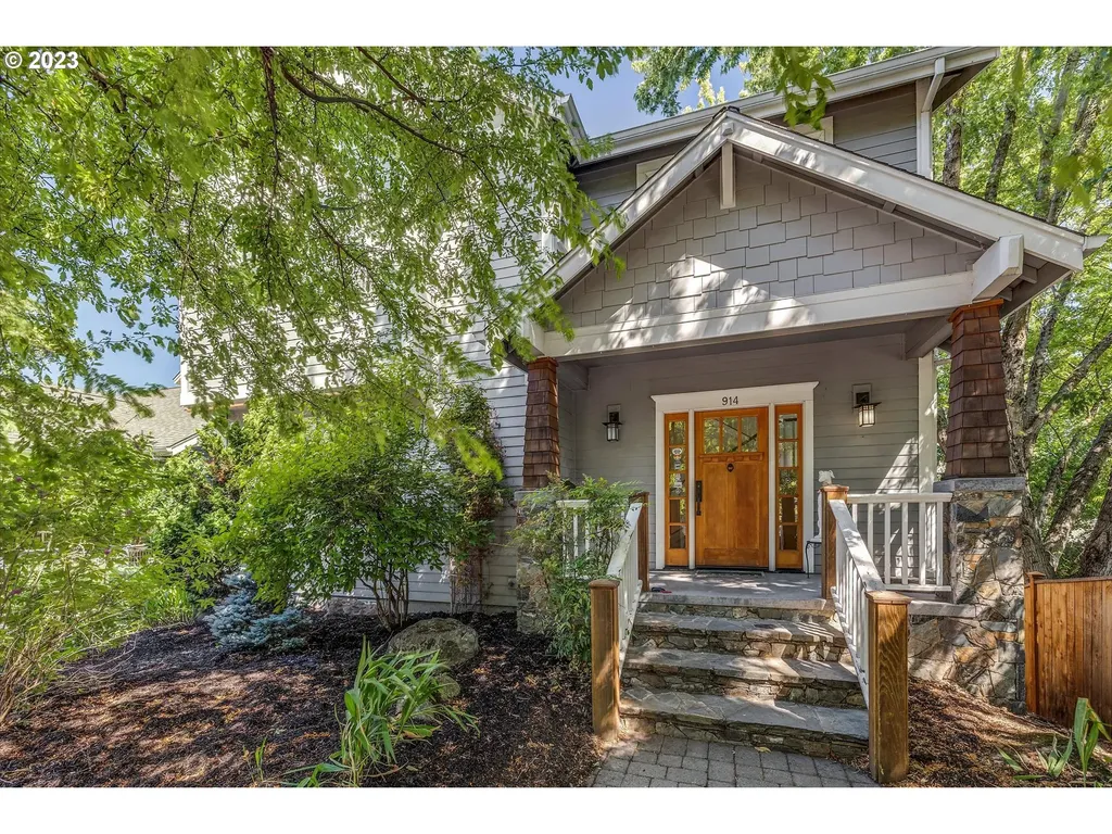 914 Cascade Avenue Hood River OR 97031