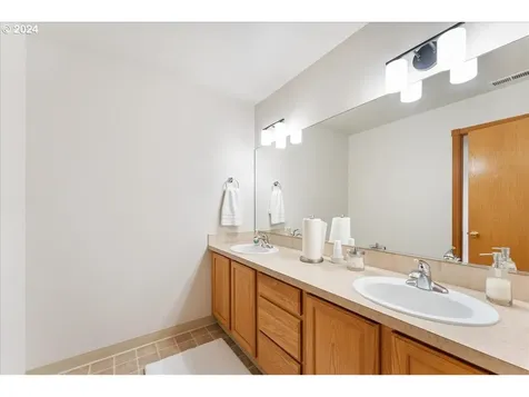 3701 NE 113th Street Vancouver WA 98686