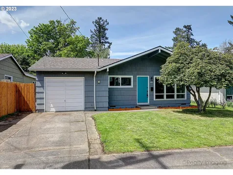 9605 N Clarendon Avenue Portland OR 97203
