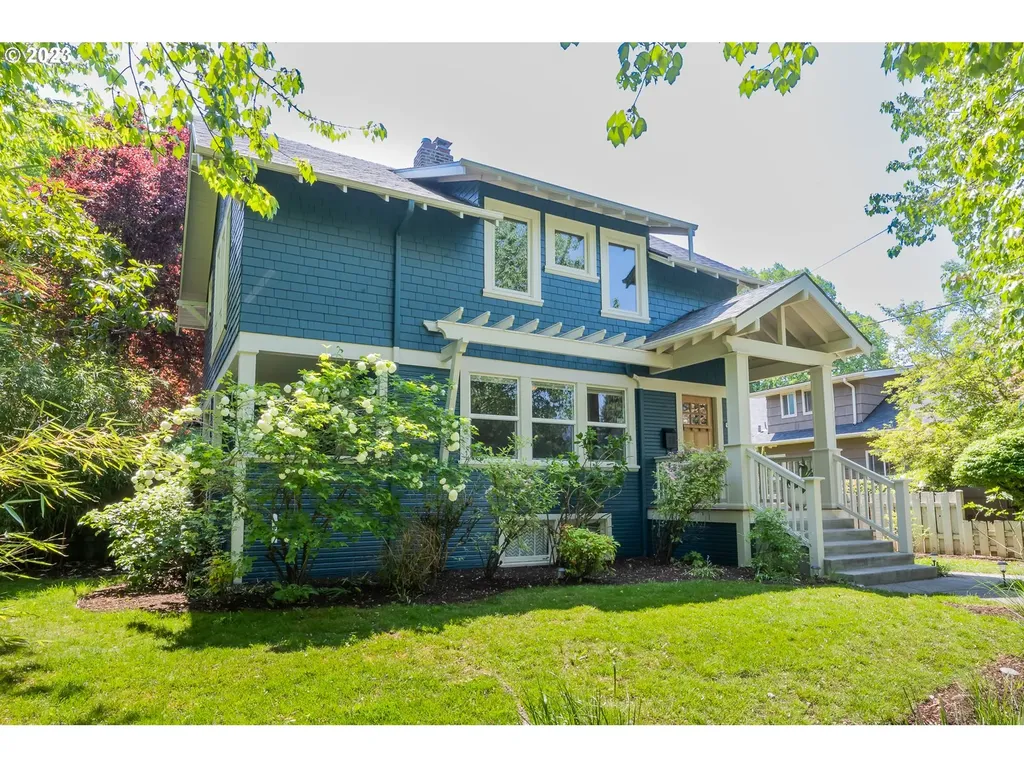 5266 N Syracuse Street Portland OR 97203