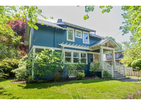 5266 N Syracuse Street Portland OR 97203