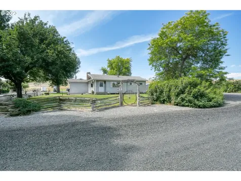 45808 Gopher Flats Pendleton OR 97801