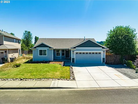 1263 40th Avenue Sweet Home OR 97386