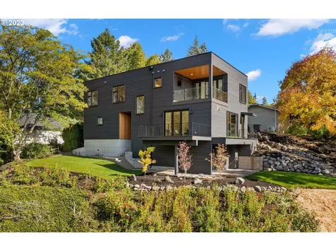 9289 Nw Lovejoy Street Portland OR 97229