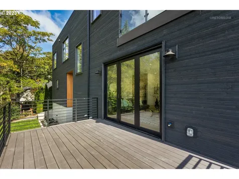 9289 Nw Lovejoy Street Portland OR 97229