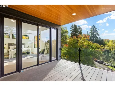 9289 Nw Lovejoy Street Portland OR 97229