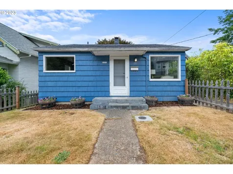 3372 Harrison Avenue Astoria OR 97103