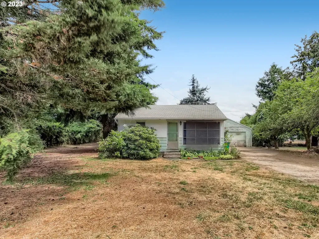 1216 Se 151st Avenue Portland OR 97233