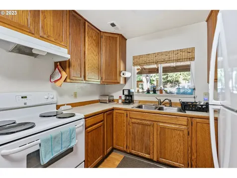 89586 Nelson Mountain Road Walton OR 97490