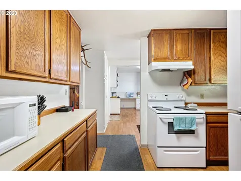 89586 Nelson Mountain Road Walton OR 97490
