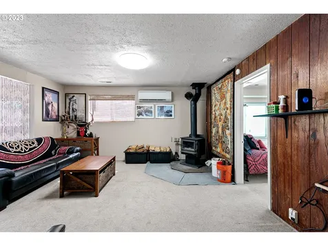 89586 Nelson Mountain Road Walton OR 97490